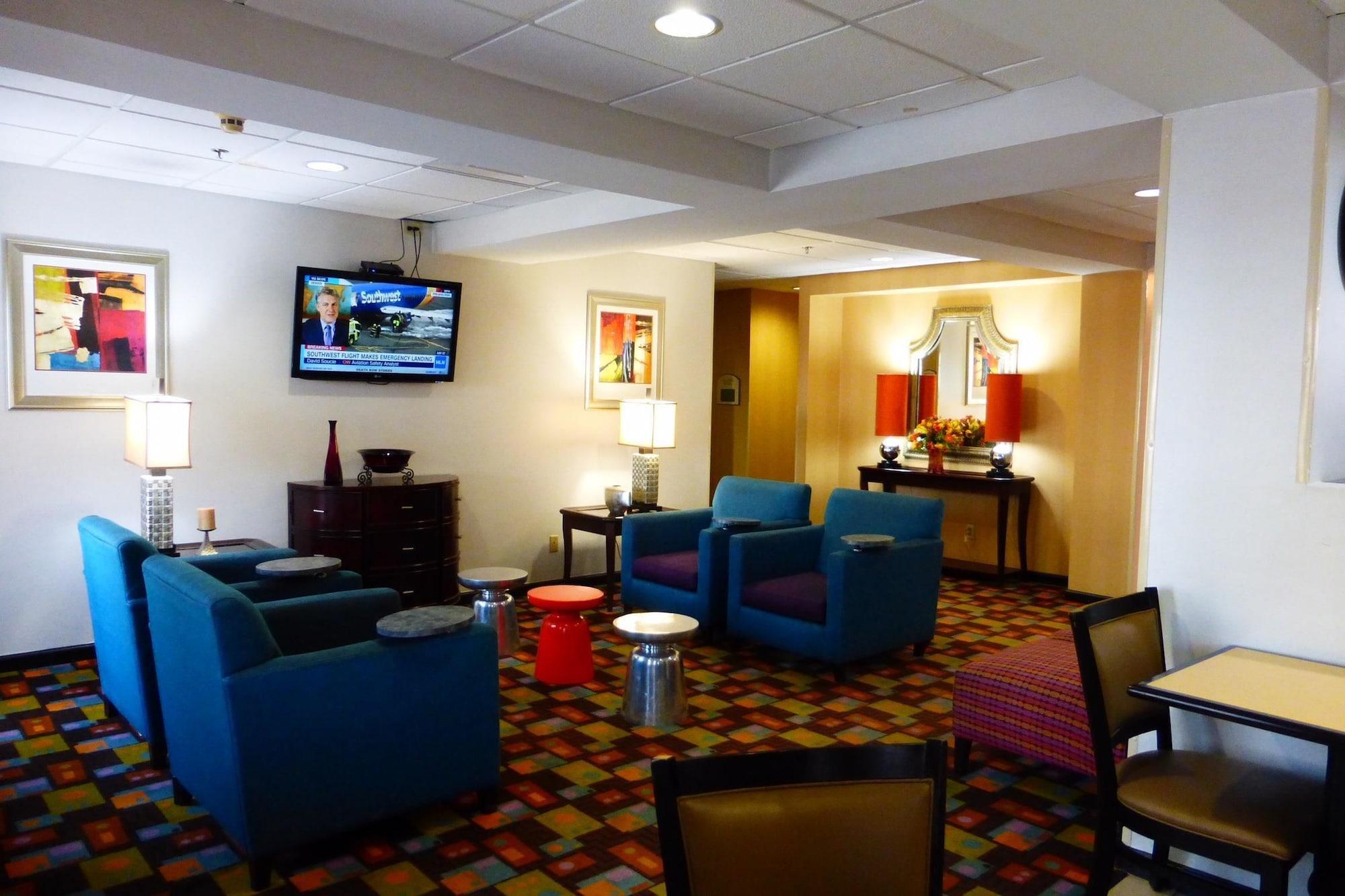 Spark By Hilton Calhoun Extérieur photo